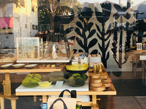 Shopping Mall «Abbot Kinney BLVD Shopping», reviews and photos, Navarre Ct, Venice, CA 90291, USA