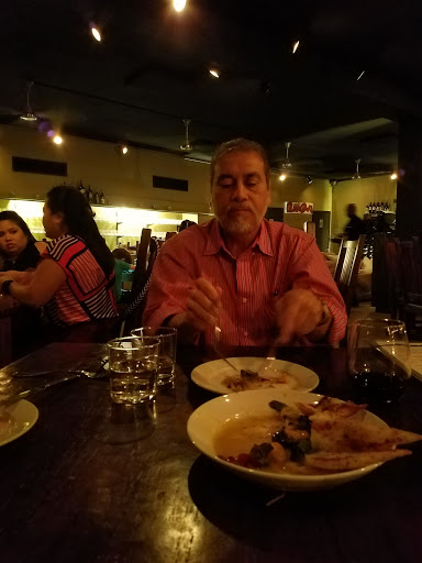 Bistro «House Wine & Bistro», reviews and photos, 1117 U.S. 83 Business, McAllen, TX 78501, USA