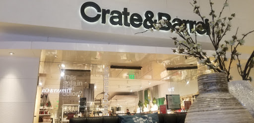 Furniture Store «Crate and Barrel», reviews and photos, 7014-604 E Camelback Rd, Scottsdale, AZ 85251, USA