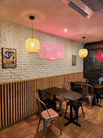 Atmosphère du Restaurant de hamburgers SWISH - SMASH BURGER حلال à Les Pavillons-sous-Bois - n°4