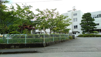 川根本町立本川根小学校