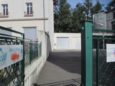 DAE défibrillateur automatisé externe (ANCIEN CEG) à Le Val-d'Ajol