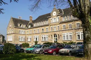 Lycée Jeanne d'Arc Saint Ivy - Ivy Holy Site image