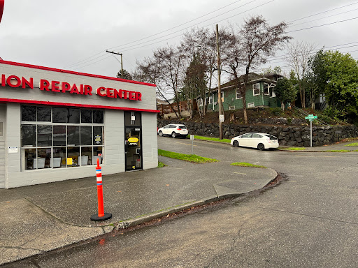 Auto Body Shop «Service King Collision Repair of West Seattle», reviews and photos, 4501 38th Ave SW, Seattle, WA 98126, USA