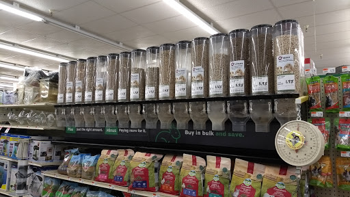 Pet Supply Store «Pet Supplies Plus», reviews and photos, 254 S Illinois Ave, Oak Ridge, TN 37830, USA