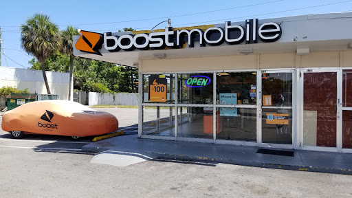 Cell Phone Store «Boost Mobile», reviews and photos, 3364 W Broward Blvd, Fort Lauderdale, FL 33312, USA