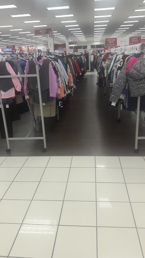 Clothing Store «Burlington Coat Factory», reviews and photos, 400 Lowell Ave #1, Haverhill, MA 01832, USA