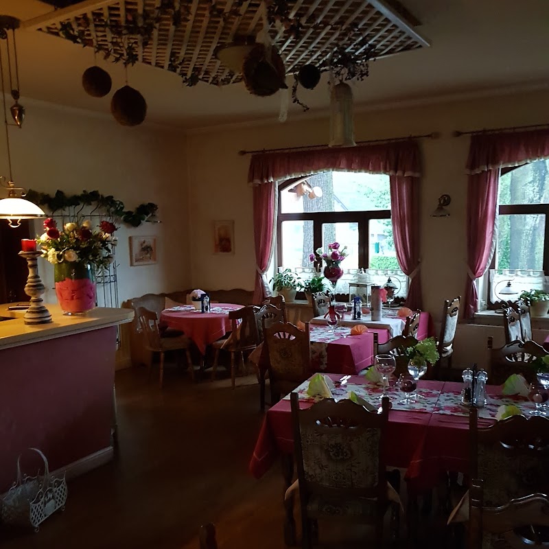 Restaurant Zum Waldhof und Ferienwohnung