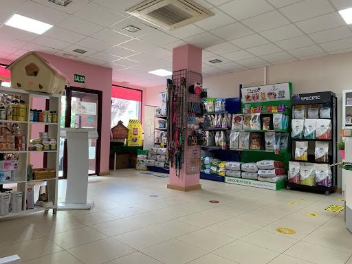 CLÍNICA VETERINARIA JARAÍZ DE LA VERA FÁTIMA PAREDES en Jaraíz de la Vera, Cáceres‎