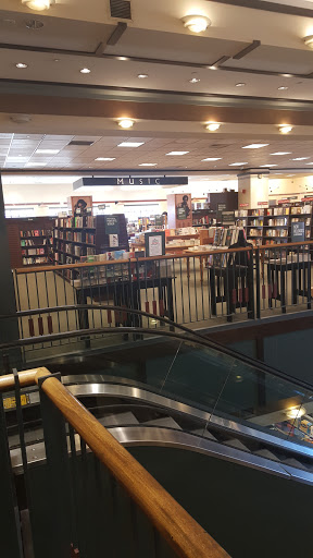 Book Store «Barnes & Noble», reviews and photos, 102 Dorset St, South Burlington, VT 05403, USA