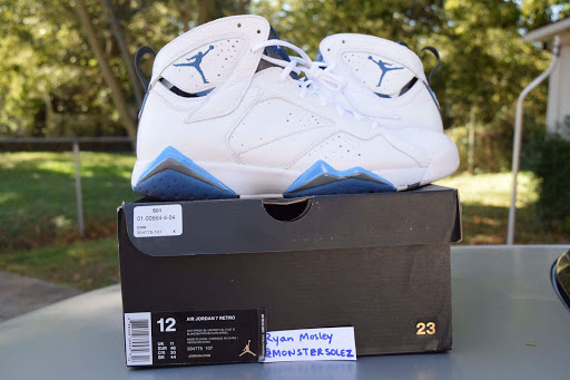 Sporting Goods Store «Nike Factory Store», reviews and photos, 4600 Shelbyville Rd #615, Louisville, KY 40207, USA