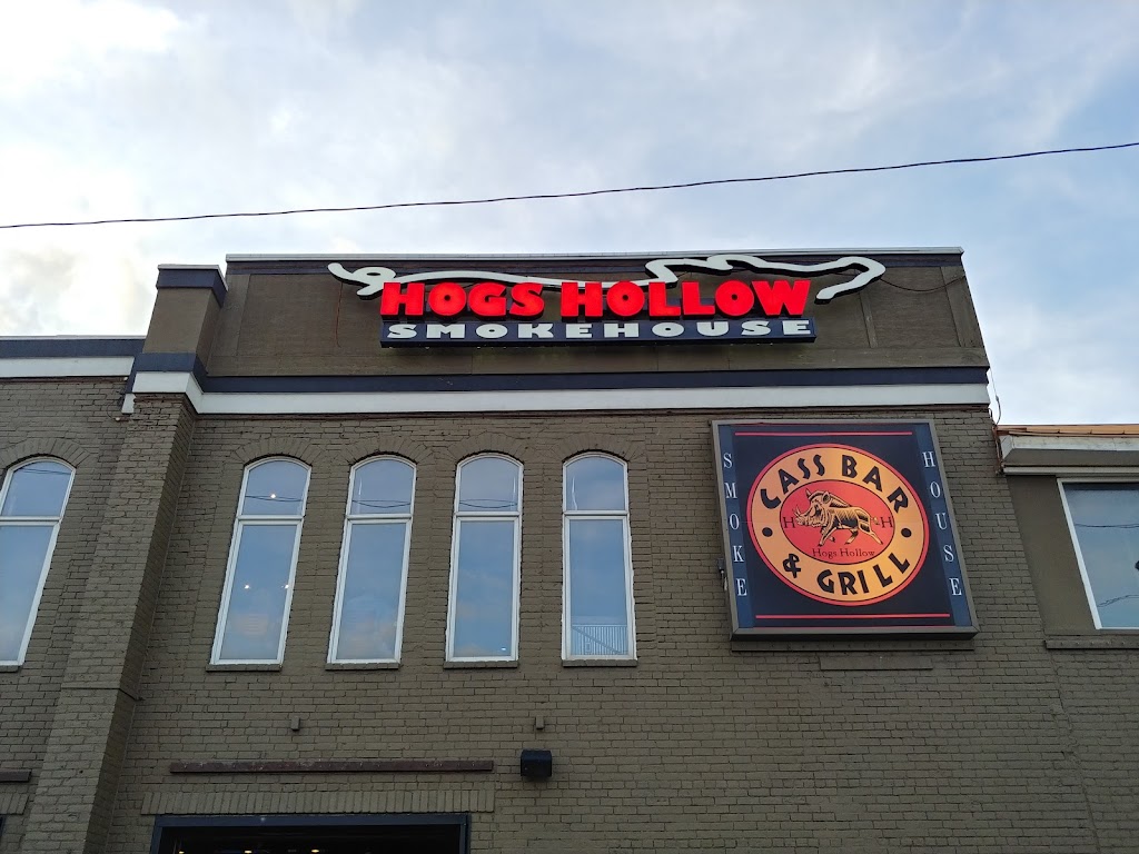 Hogs Hollow Smokehouse 48317