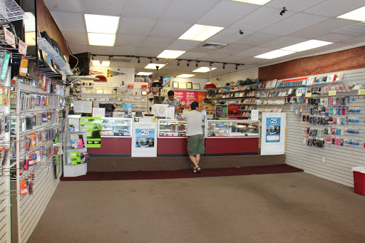 Cell Phone Store «DMV Unlocked Wireless», reviews and photos, 7054 Spring Garden Dr, Springfield, VA 22150, USA