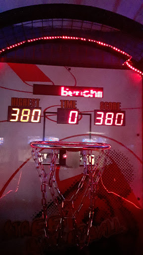 Bowling Alley «Diamond Strike Lanes & Sports Bar», reviews and photos, 2200 N Federal Hwy, Pompano Beach, FL 33062, USA