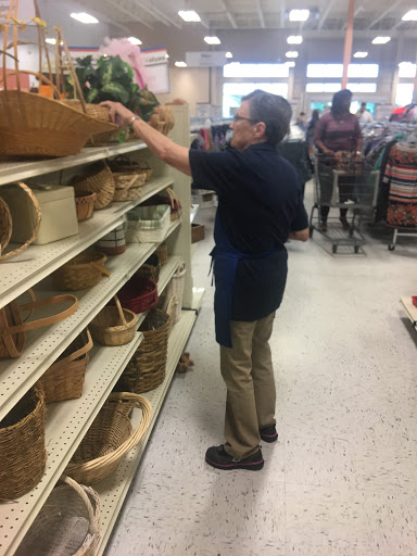 Donations Center «Goodwill of North Georgia: Roswell Store and Donation Center», reviews and photos