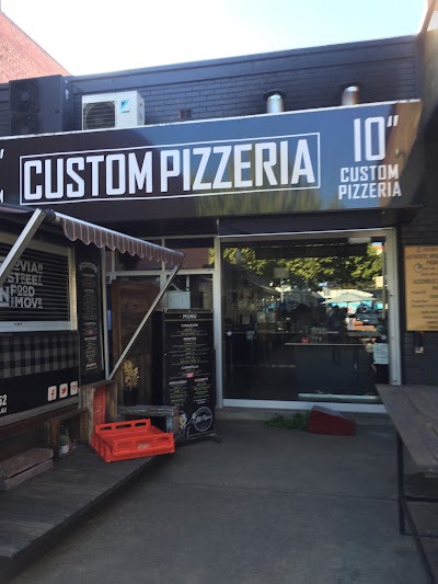 Photos of 10" Custom Pizzeria