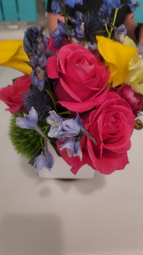 Shopping Mall «The Shops at Riverside», reviews and photos, 390 Hackensack Ave, Hackensack, NJ 07601, USA