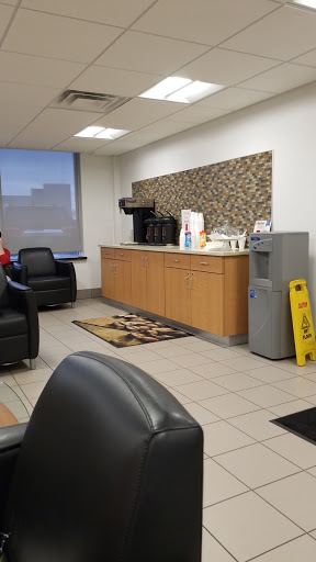 Car Dealer «Al Serra Buick GMC», reviews and photos, 6201 Saginaw Rd, Grand Blanc, MI 48439, USA