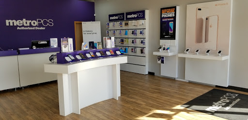 Cell Phone Store «MetroPCS Authorized Dealer», reviews and photos, 1205 Southview Boulevard, S St Paul, MN 55075, USA