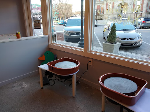 Pottery Store «Kiln Creations», reviews and photos, 60 N 9th St, Noblesville, IN 46060, USA