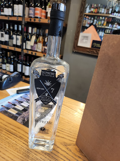 Liquor Store «Little Mo Wine & Spirits», reviews and photos, 1125 Nostrand Ave, Brooklyn, NY 11225, USA