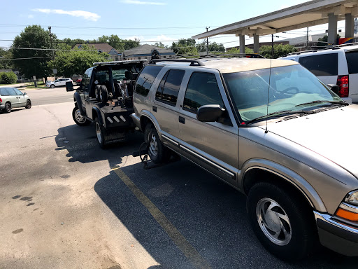 Tire Shop «Firestone Complete Auto Care», reviews and photos, 1431 Chain Bridge Rd, McLean, VA 22101, USA