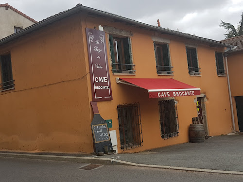 La Loge Des Vins à L'Etrat