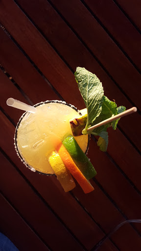 Seafood Restaurant «Salty Rim Grill», reviews and photos, 9524 Blind Pass Rd, St Pete Beach, FL 33706, USA