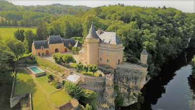 Château de Belcayre à Saint-Léon-sur-Vézère