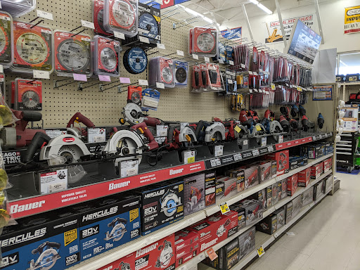 Hardware Store «Harbor Freight Tools», reviews and photos, 1704 E Belt Line Rd, Richardson, TX 75081, USA