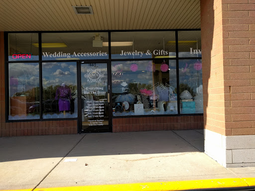 Lace Boutique, 1885 E Big Beaver Rd, Troy, MI 48083, USA, 