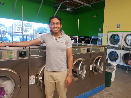 Laundromat «Amigo Laundry», reviews and photos, 3349 Country Club Dr W, Irving, TX 75038, USA