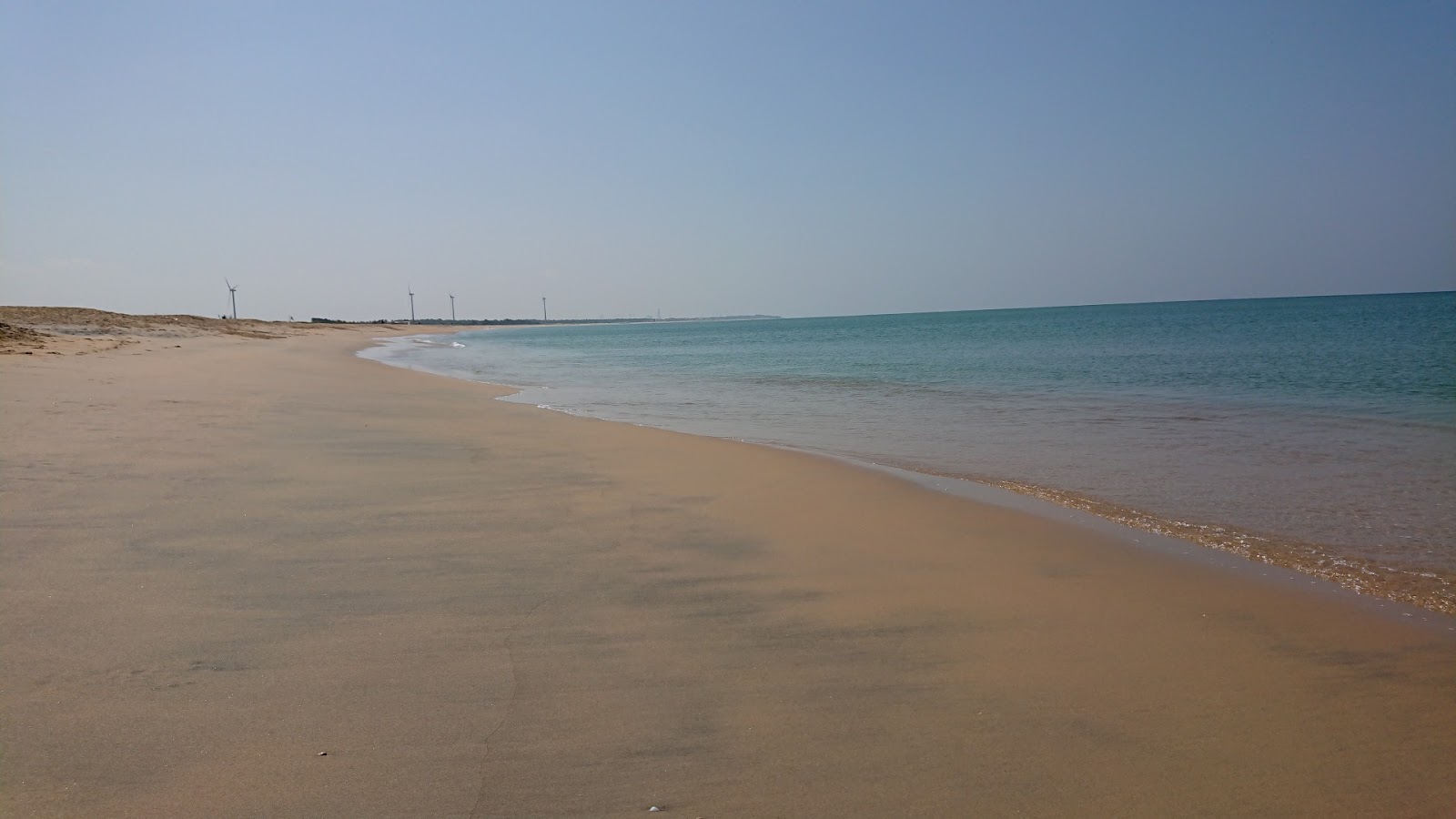 Thalawila Beach photo #6