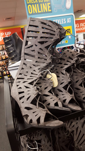 Shopping Mall «Lehigh Shopping Center», reviews and photos, W Union Blvd, Bethlehem, PA 18018, USA