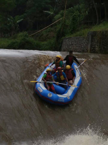 10 Tempat Olahraga Petualangan Menarik di Kabupaten Bandung