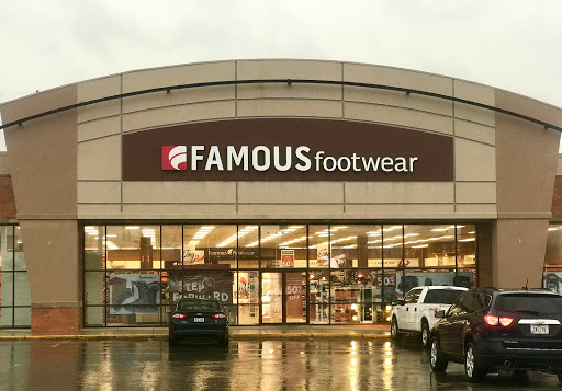 Famous Footwear, 5820 Aurora Ave, Des Moines, IA 50322, USA, 