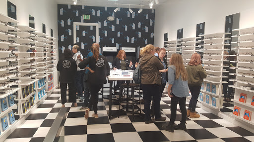 Optician «Warby Parker Annex», reviews and photos, 817 NW 23rd Ave, Portland, OR 97210, USA