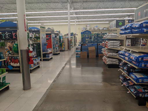 Pet Supply Store «PetSmart», reviews and photos, 5336 Westpointe Plaza Drive, Columbus, OH 43228, USA