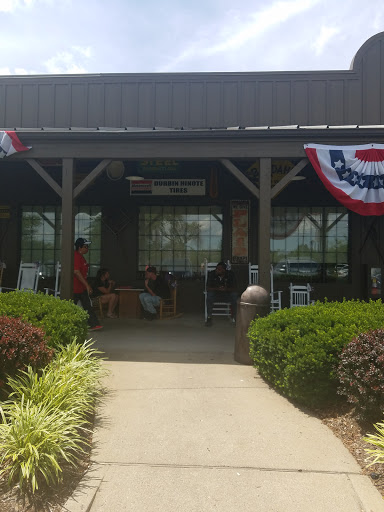 American Restaurant «Cracker Barrel Old Country Store», reviews and photos, 2697 Highwood Blvd, Smyrna, TN 37167, USA