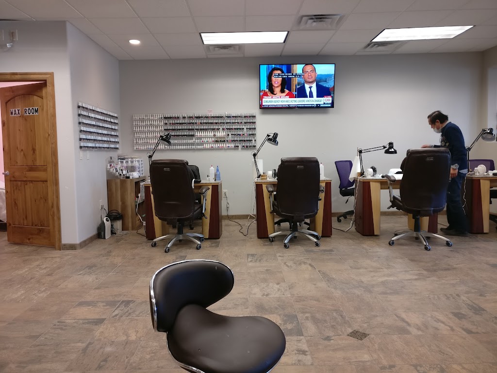 Nail Club Ruidoso, NM 88345 Services and Reviews