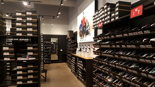 Clothing Store «Nike Factory Store», reviews and photos, 2910 W Loop 289 #805, Lubbock, TX 79407, USA