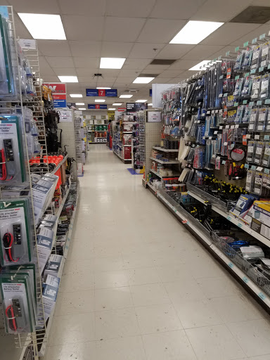 Hardware Store «Harbor Freight Tools», reviews and photos, 940 W Dundee Rd, Arlington Heights, IL 60004, USA