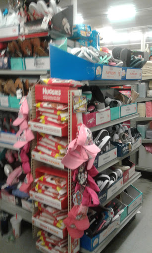 Dollar Store «FAMILY DOLLAR», reviews and photos, 208 Waverly St, Framingham, MA 01702, USA