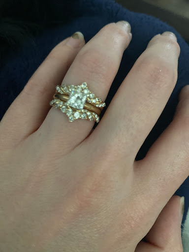 Jewelry Store «Jared The Galleria of Jewelry», reviews and photos, 111 W Reynolds Rd #150, Lexington, KY 40503, USA