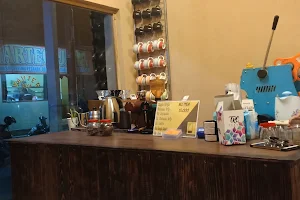 MENUJU KEDAI KOPI image