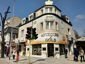 Antiques & Gold Jewellery