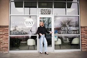 Salon TINT image