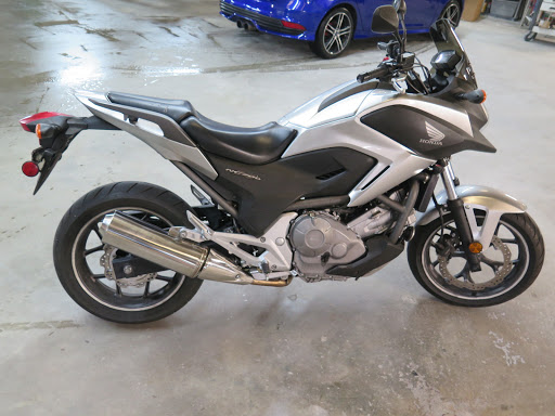 Auto Body Shop «Bentonville Auto Body & Detail», reviews and photos, 506 SW 14th St, Bentonville, AR 72712, USA