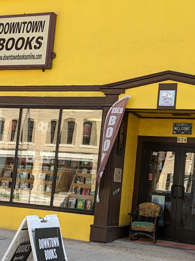 Used Book Store «Downtown Books Bought & Sold», reviews and photos, 624 N Broadway St, Milwaukee, WI 53212, USA