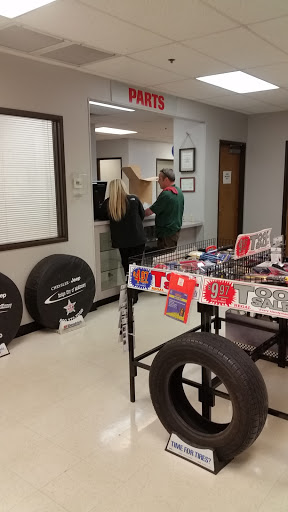 Car Dealer «Chrysler Jeep Dodge City of McKinney», reviews and photos, 700 S Central Expy, McKinney, TX 75070, USA